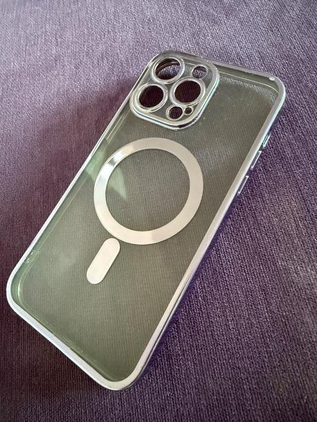 Kryty na iphone 14pro max, apple