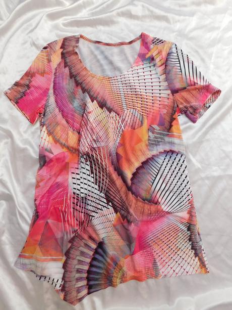 Pekne kvalitne tričko, 38