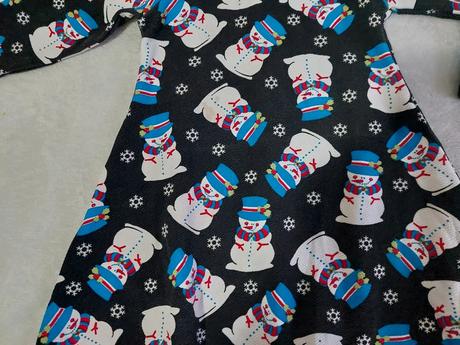 Snehuliaci vianočné šaty zn.miss look veľ.116, 116