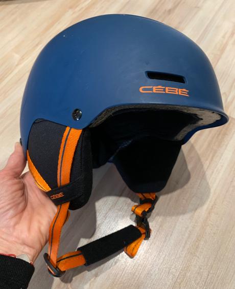 Lyžiarska helma detská cébé, xs