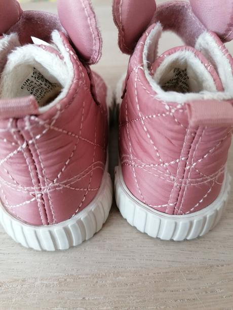 Prechodné minnie topánočky, h&m,18