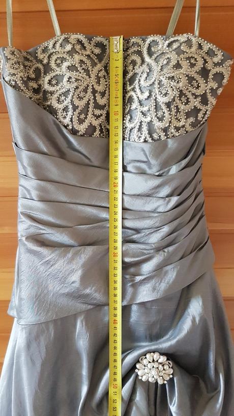 Spoločenské dlhé šaty, m