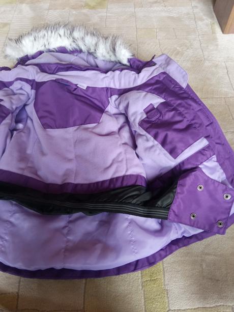 Bunda s pasom, lupilu,86