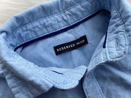 Modrá košeľa, reserved,86