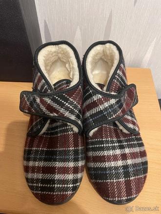 Papuče kotníkové, 42