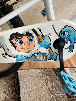 Detský bicykel, kolobežka, chrániče topánok, 16