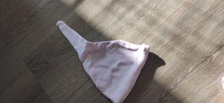 Dojčenská čiapka, 56