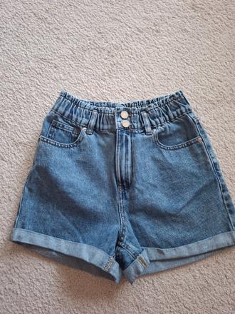2 ks šortky, bershka,xs