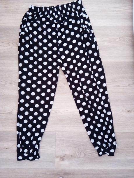 Bodkované moderné letnejšie na gumu xs/m, m
