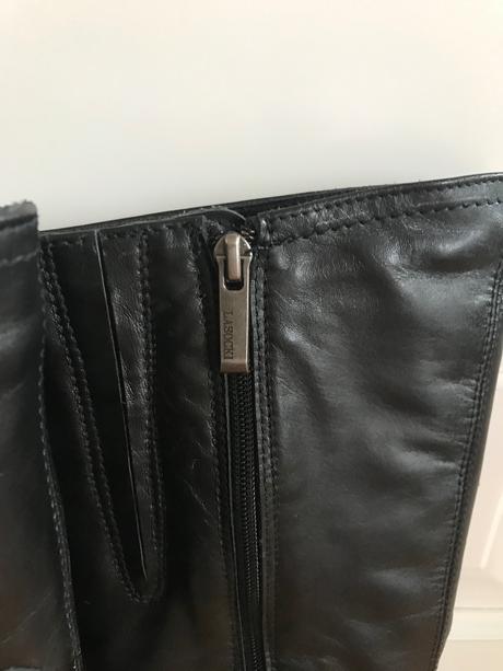 Kožené čierne čižmy velkost 37, lasocki,37