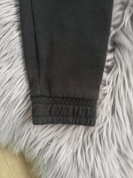 Teplaky, reserved,110