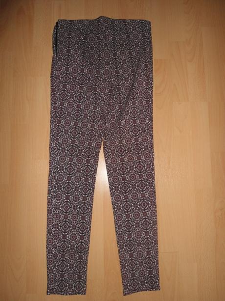 Bordove kvetove elasticke nohavice, atmosphere,s