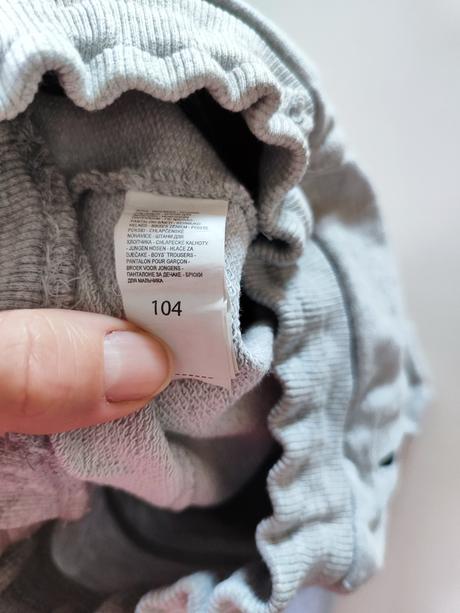 Tepláky, reserved,104