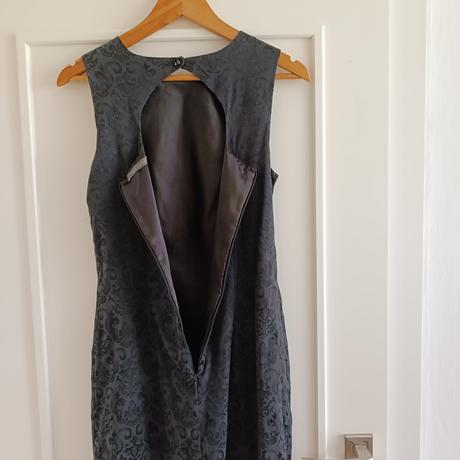 Dámske šaty suzy shier, m