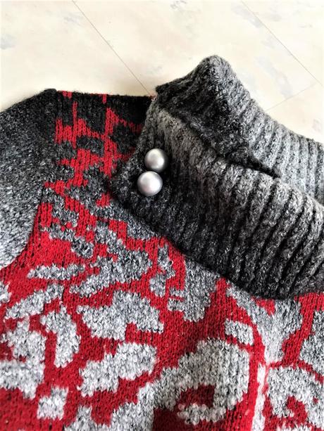 Teplý buklé pulóvrik/rolák, xl