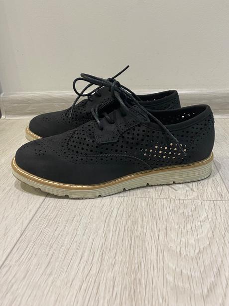 Dámske perforované topánky, 37