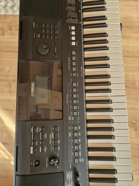 Keyboard yamaha,