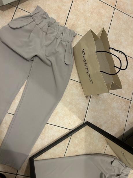 Rinascimento nohavice, s