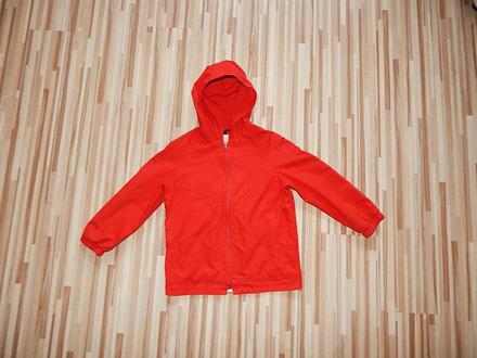 Prechodná červená bunda, 128