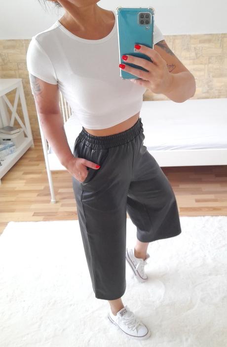 Koženkové nohavice pull & bear, s