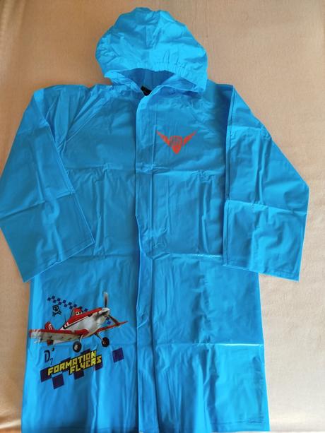 Pršiplášť disney planes č. 128/134, disney,128