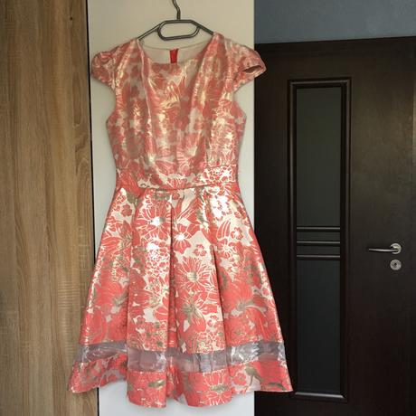 Damske saty 36 nove, s