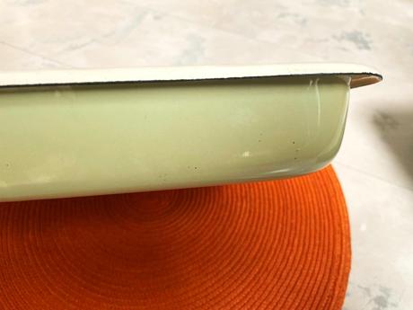 Smaltovaný pekáč, 