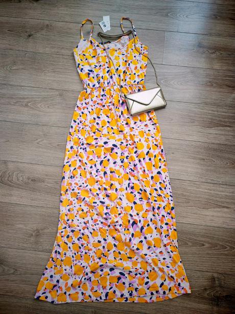 Krásne letné šaty, m