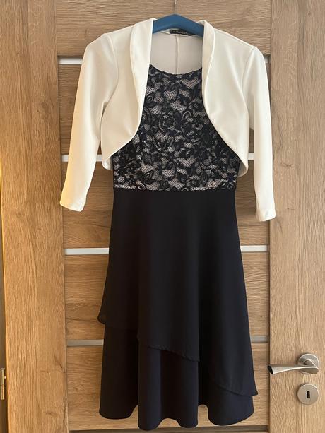 Tmavomodre šaty s bolerom, 36