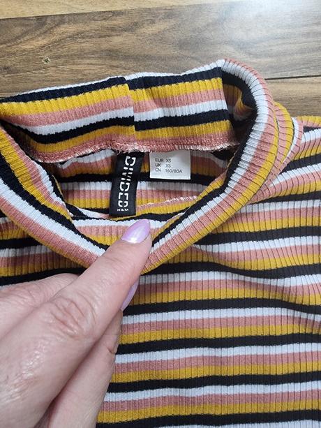 Trická a crop topy, bershka,xs