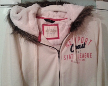 Mikina biela s kapucou, velkost 38 -m, cherokee,m