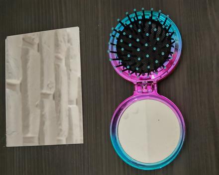 Kefa na vlasy so zrkadielkom skladacia, 