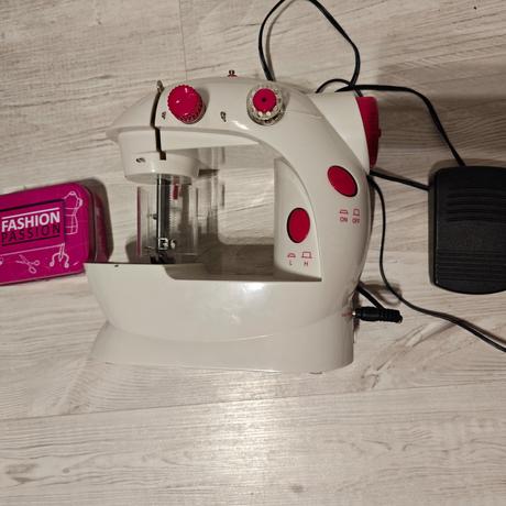 Detský šijací stroj, 