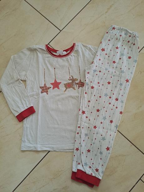 Pyžamo slovenka, slovenka,122