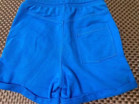 Kratasy, benetton,110