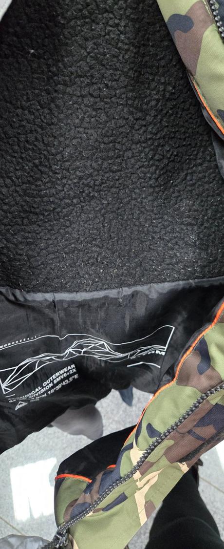 Bunda 158, reserved,158