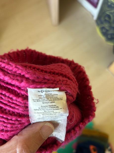 Darujem čiapku, kenvelo,140