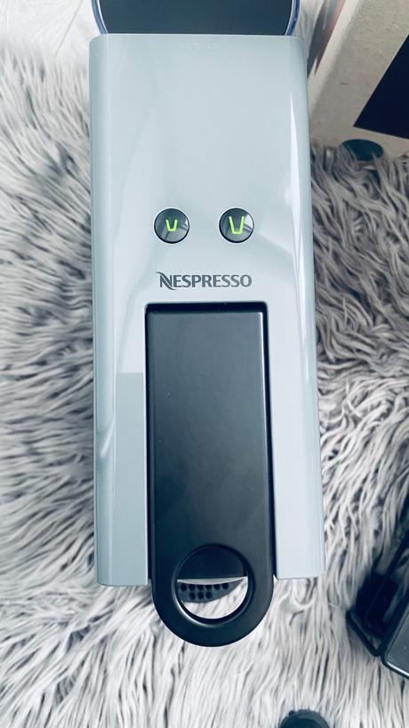 Kávovar nespresso essenza mini grey, 