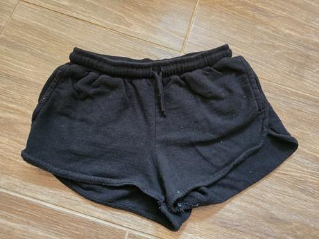 Šortky č.140, sinsay,140