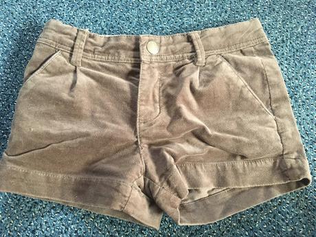 Dievčenské šortky, 110