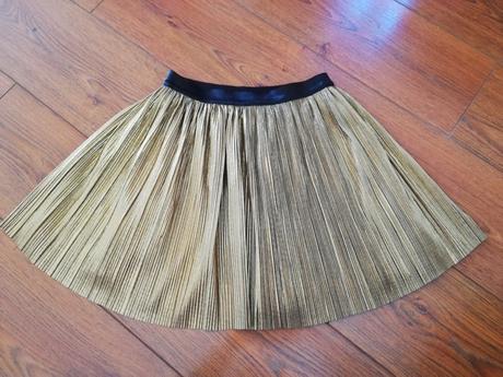 Dievcenska suknicka 146/152, 152