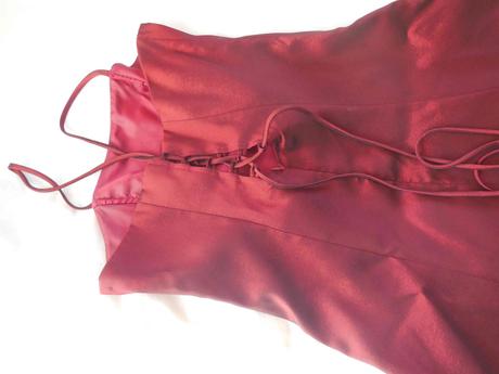 Spoločenské šaty, 40