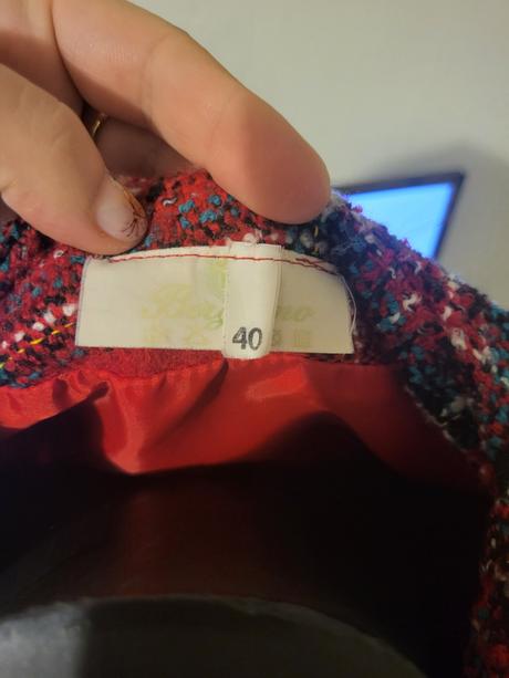 Krásne hrubé sako, l