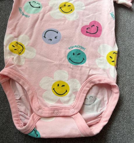 Krasne smilove bodynko top stav, h&m,86