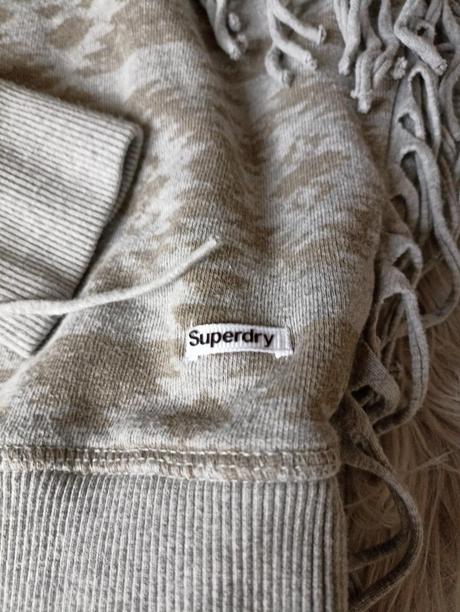 Zaujímavá mikina superdry, superdry,s