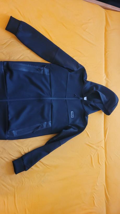 Sportova mikina 158/164, 158