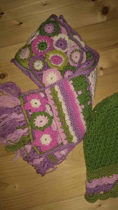 Nenosený háčkovaný šál, 140