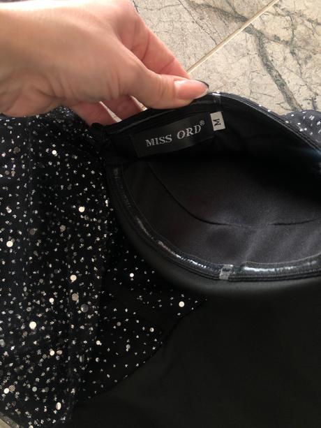 Dlhé čierne šaty, m