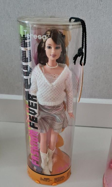 Barbie teresa fashion fever s náhrdelníkom 2005, 