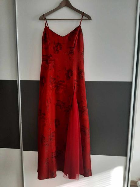 Spoločenské šaty, s